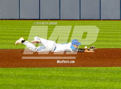 Thumbnail 3 in Keller vs Hebron (Game 3 UIL 6A Bi-District Playoff) photogallery.