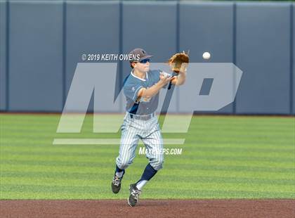 Thumbnail 1 in Keller vs Hebron (Game 3 UIL 6A Bi-District Playoff) photogallery.