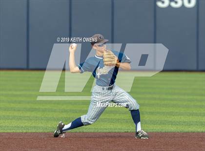 Thumbnail 2 in Keller vs Hebron (Game 3 UIL 6A Bi-District Playoff) photogallery.