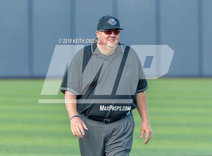 Thumbnail 3 in Keller vs Hebron (Game 3 UIL 6A Bi-District Playoff) photogallery.