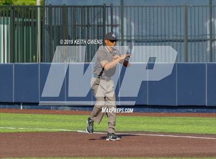Thumbnail 2 in Keller vs Hebron (Game 3 UIL 6A Bi-District Playoff) photogallery.