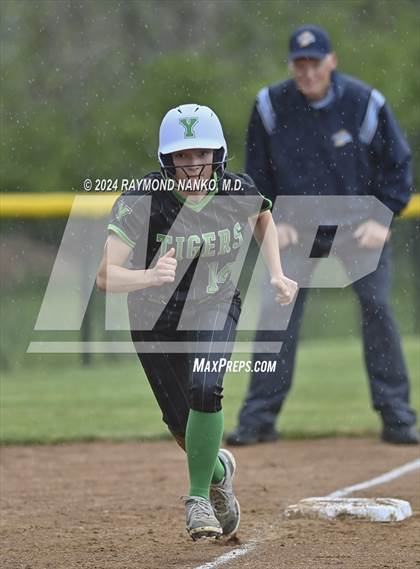 Thumbnail 3 in Anderson @ Yorktown photogallery.