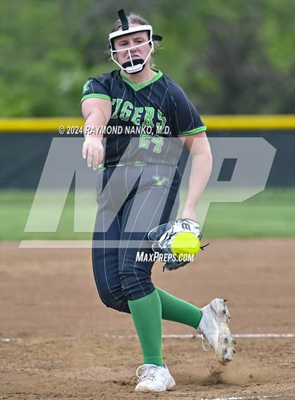 Thumbnail 1 in Anderson @ Yorktown photogallery.