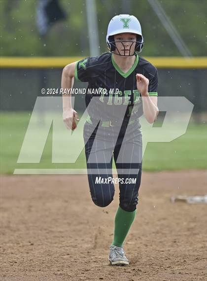 Thumbnail 3 in Anderson @ Yorktown photogallery.
