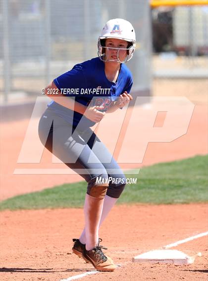 Thumbnail 2 in Arcadia vs Gilbert (Desert Mountain Invitational) photogallery.