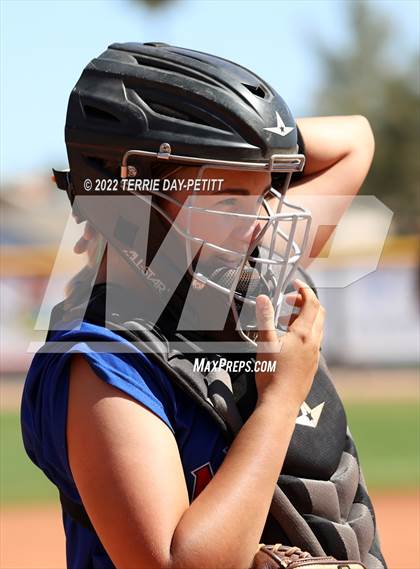 Thumbnail 2 in Arcadia vs Gilbert (Desert Mountain Invitational) photogallery.