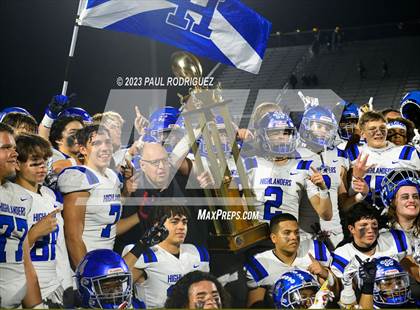 Thumbnail 1 in La Habra @ Sonora photogallery.