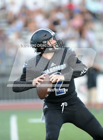 Thumbnail 3 in Ontario Christian vs. Saddleback Valley Christian photogallery.