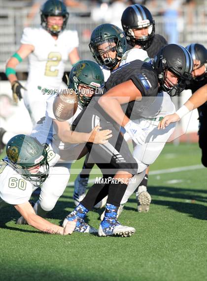 Thumbnail 1 in Ontario Christian vs. Saddleback Valley Christian photogallery.
