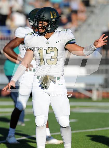 Thumbnail 2 in Ontario Christian vs. Saddleback Valley Christian photogallery.