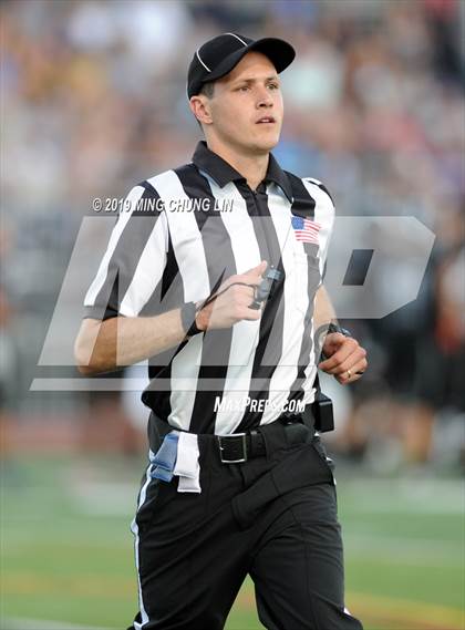 Thumbnail 3 in Ontario Christian vs. Saddleback Valley Christian photogallery.