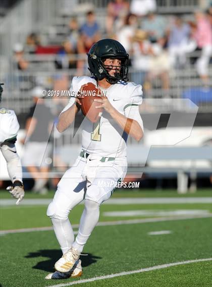 Thumbnail 1 in Ontario Christian vs. Saddleback Valley Christian photogallery.