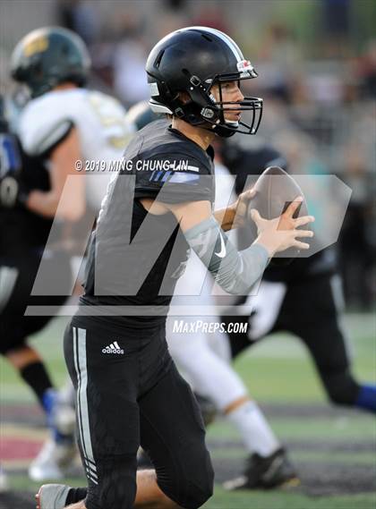 Thumbnail 2 in Ontario Christian vs. Saddleback Valley Christian photogallery.