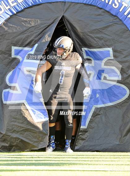 Thumbnail 1 in Ontario Christian vs. Saddleback Valley Christian photogallery.