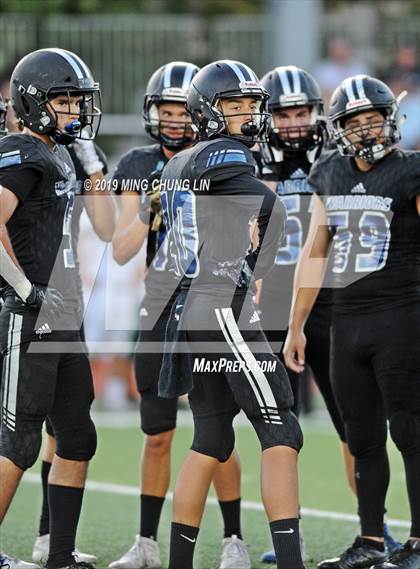 Thumbnail 2 in Ontario Christian vs. Saddleback Valley Christian photogallery.