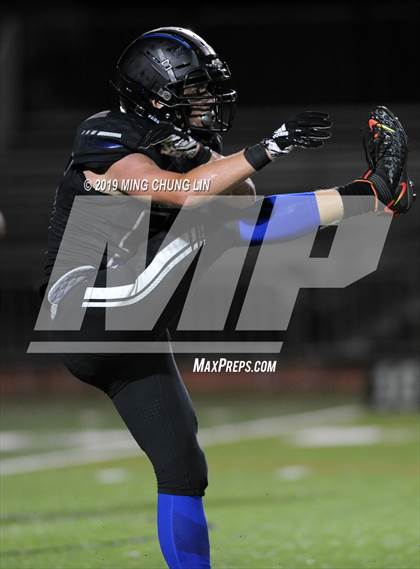 Thumbnail 3 in Ontario Christian vs. Saddleback Valley Christian photogallery.