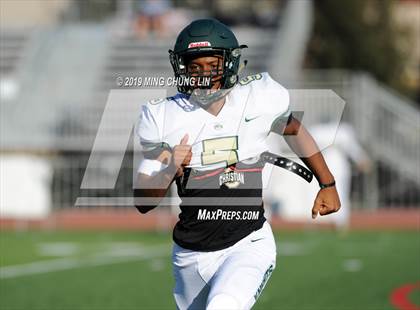Thumbnail 3 in Ontario Christian vs. Saddleback Valley Christian photogallery.