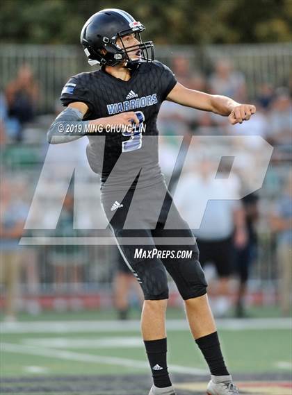 Thumbnail 3 in Ontario Christian vs. Saddleback Valley Christian photogallery.