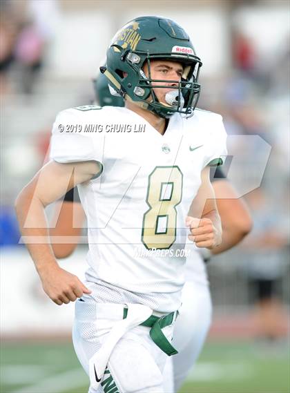 Thumbnail 2 in Ontario Christian vs. Saddleback Valley Christian photogallery.