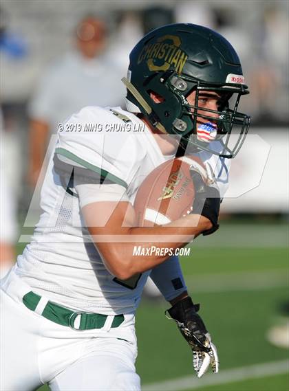 Thumbnail 3 in Ontario Christian vs. Saddleback Valley Christian photogallery.