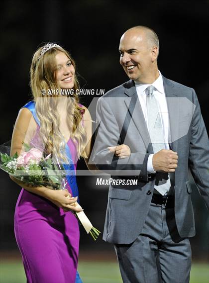 Thumbnail 1 in Ontario Christian vs. Saddleback Valley Christian photogallery.