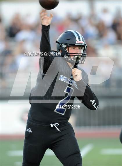 Thumbnail 3 in Ontario Christian vs. Saddleback Valley Christian photogallery.