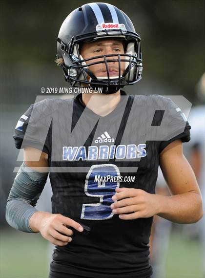 Thumbnail 1 in Ontario Christian vs. Saddleback Valley Christian photogallery.
