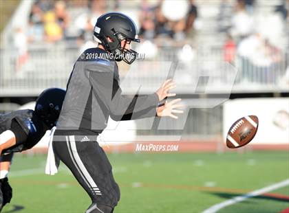 Thumbnail 3 in Ontario Christian vs. Saddleback Valley Christian photogallery.