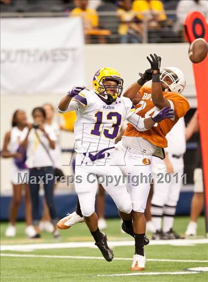 Thumbnail 2 in Karr vs. Bowie (Kirk Herbstreit National Kickoff Classic) photogallery.