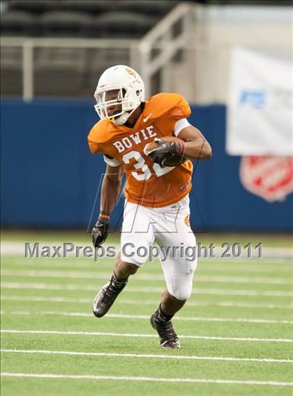 Thumbnail 2 in Karr vs. Bowie (Kirk Herbstreit National Kickoff Classic) photogallery.