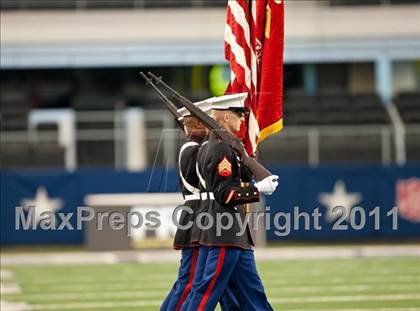 Thumbnail 1 in Karr vs. Bowie (Kirk Herbstreit National Kickoff Classic) photogallery.