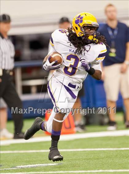 Thumbnail 1 in Karr vs. Bowie (Kirk Herbstreit National Kickoff Classic) photogallery.