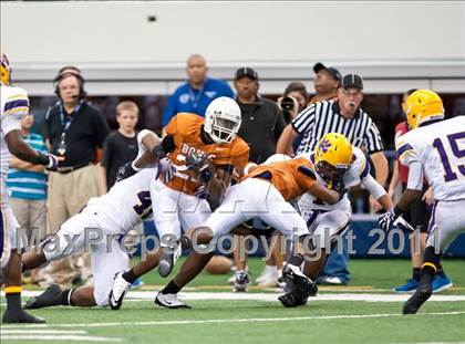 Thumbnail 3 in Karr vs. Bowie (Kirk Herbstreit National Kickoff Classic) photogallery.