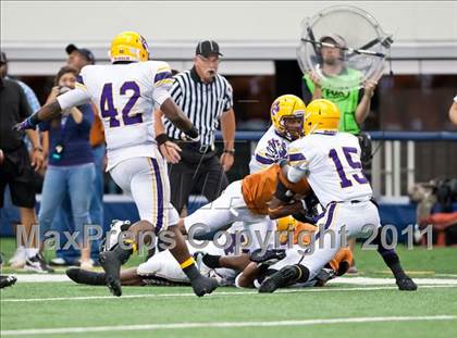 Thumbnail 1 in Karr vs. Bowie (Kirk Herbstreit National Kickoff Classic) photogallery.