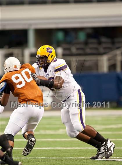 Thumbnail 2 in Karr vs. Bowie (Kirk Herbstreit National Kickoff Classic) photogallery.