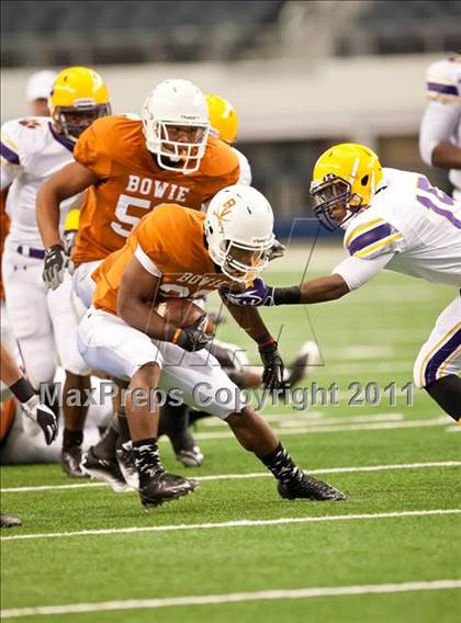 Thumbnail 3 in Karr vs. Bowie (Kirk Herbstreit National Kickoff Classic) photogallery.