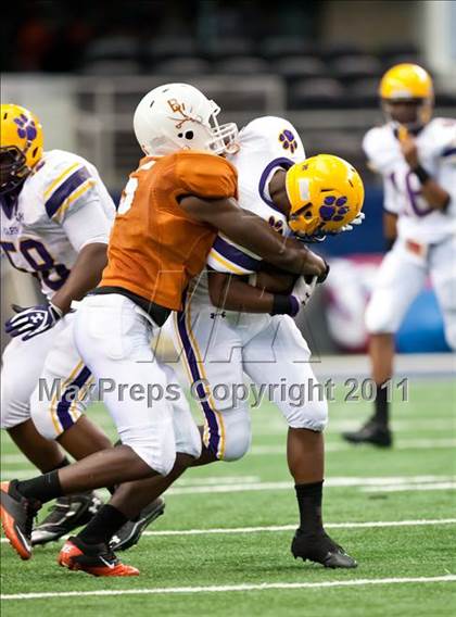 Thumbnail 3 in Karr vs. Bowie (Kirk Herbstreit National Kickoff Classic) photogallery.