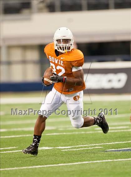 Thumbnail 3 in Karr vs. Bowie (Kirk Herbstreit National Kickoff Classic) photogallery.