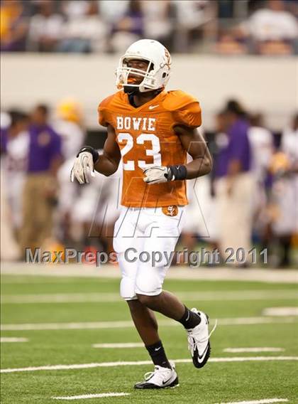 Thumbnail 1 in Karr vs. Bowie (Kirk Herbstreit National Kickoff Classic) photogallery.