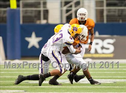 Thumbnail 1 in Karr vs. Bowie (Kirk Herbstreit National Kickoff Classic) photogallery.