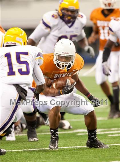 Thumbnail 2 in Karr vs. Bowie (Kirk Herbstreit National Kickoff Classic) photogallery.