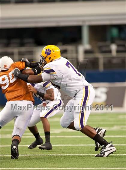 Thumbnail 3 in Karr vs. Bowie (Kirk Herbstreit National Kickoff Classic) photogallery.