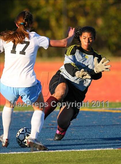 Thumbnail 2 in  Becton/Wallington vs Mahwah (NJSIAA Tournament) photogallery.