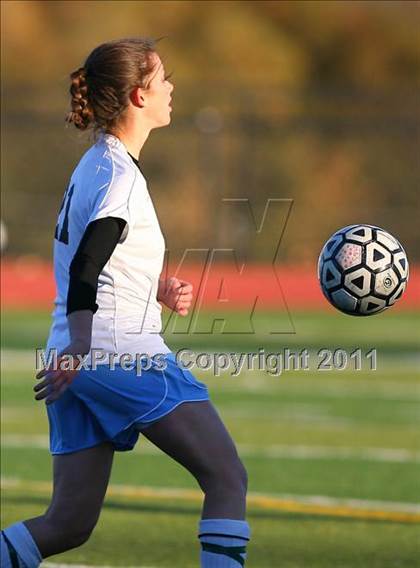 Thumbnail 2 in  Becton/Wallington vs Mahwah (NJSIAA Tournament) photogallery.
