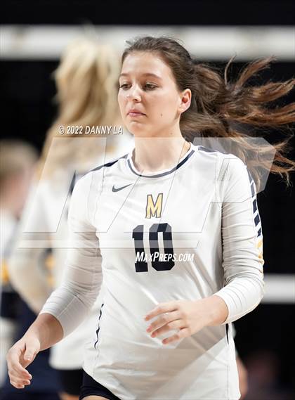 Thumbnail 2 in First Colonial vs. Midlothian (VHSL Class 5 State Final) photogallery.
