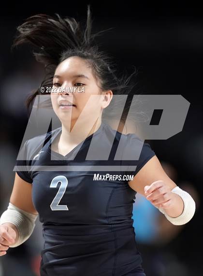 Thumbnail 2 in First Colonial vs. Midlothian (VHSL Class 5 State Final) photogallery.