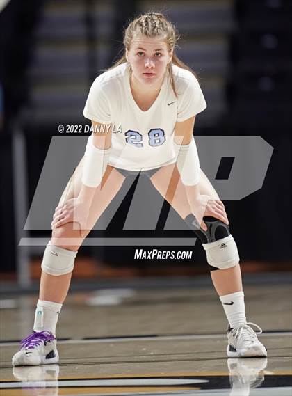 Thumbnail 3 in First Colonial vs. Midlothian (VHSL Class 5 State Final) photogallery.