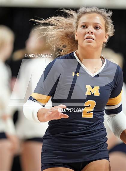 Thumbnail 2 in First Colonial vs. Midlothian (VHSL Class 5 State Final) photogallery.