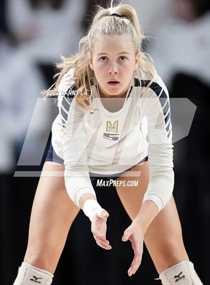 Thumbnail 2 in First Colonial vs. Midlothian (VHSL Class 5 State Final) photogallery.