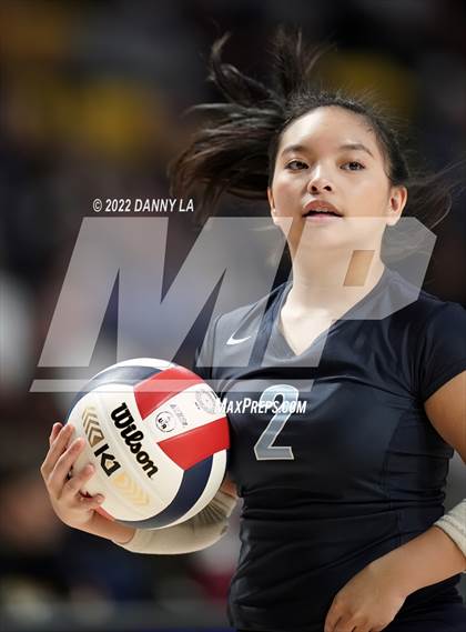 Thumbnail 2 in First Colonial vs. Midlothian (VHSL Class 5 State Final) photogallery.